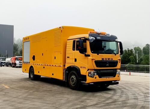 程力重汽救險車